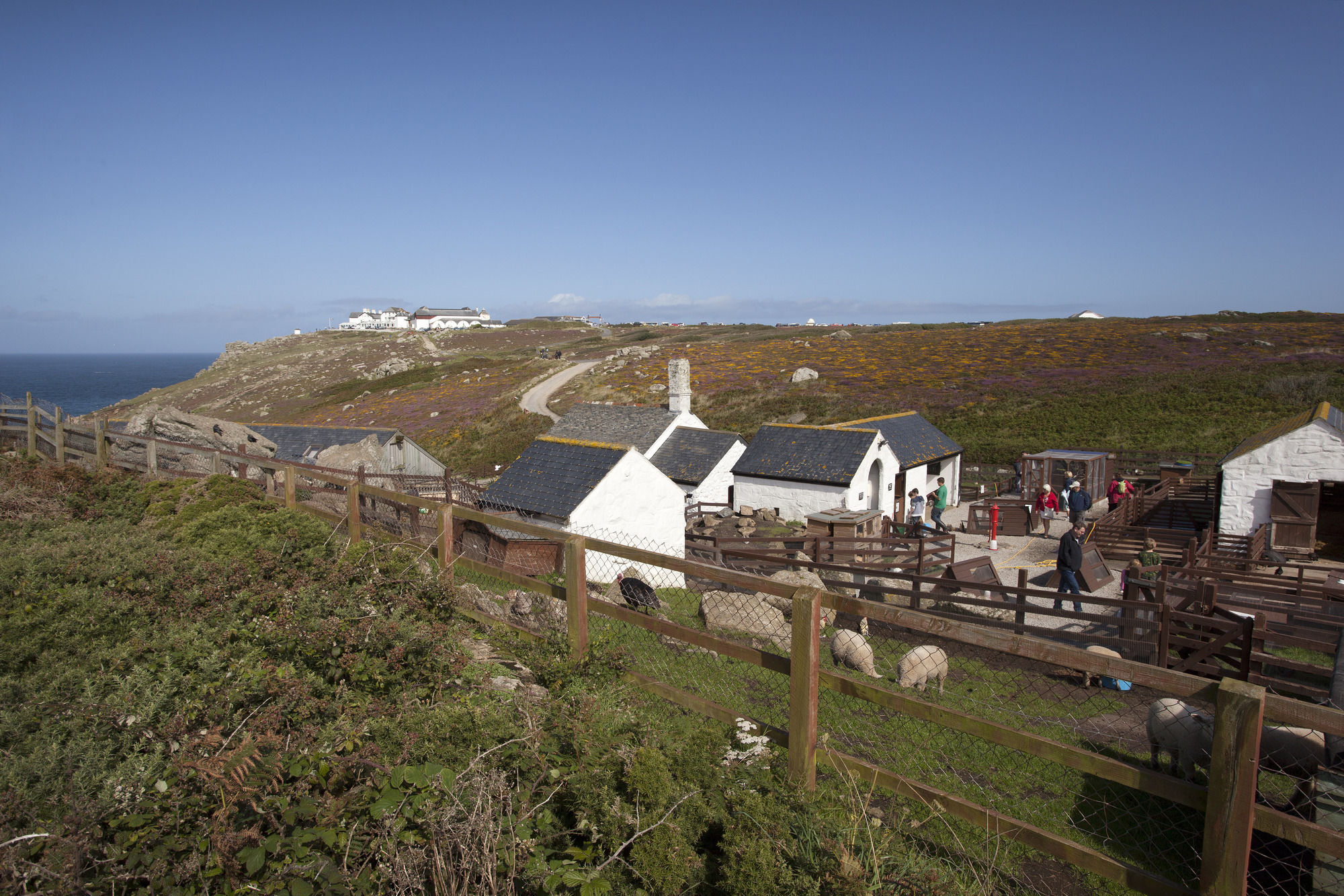 The Land'S End Hotel Sennen Bagian luar foto